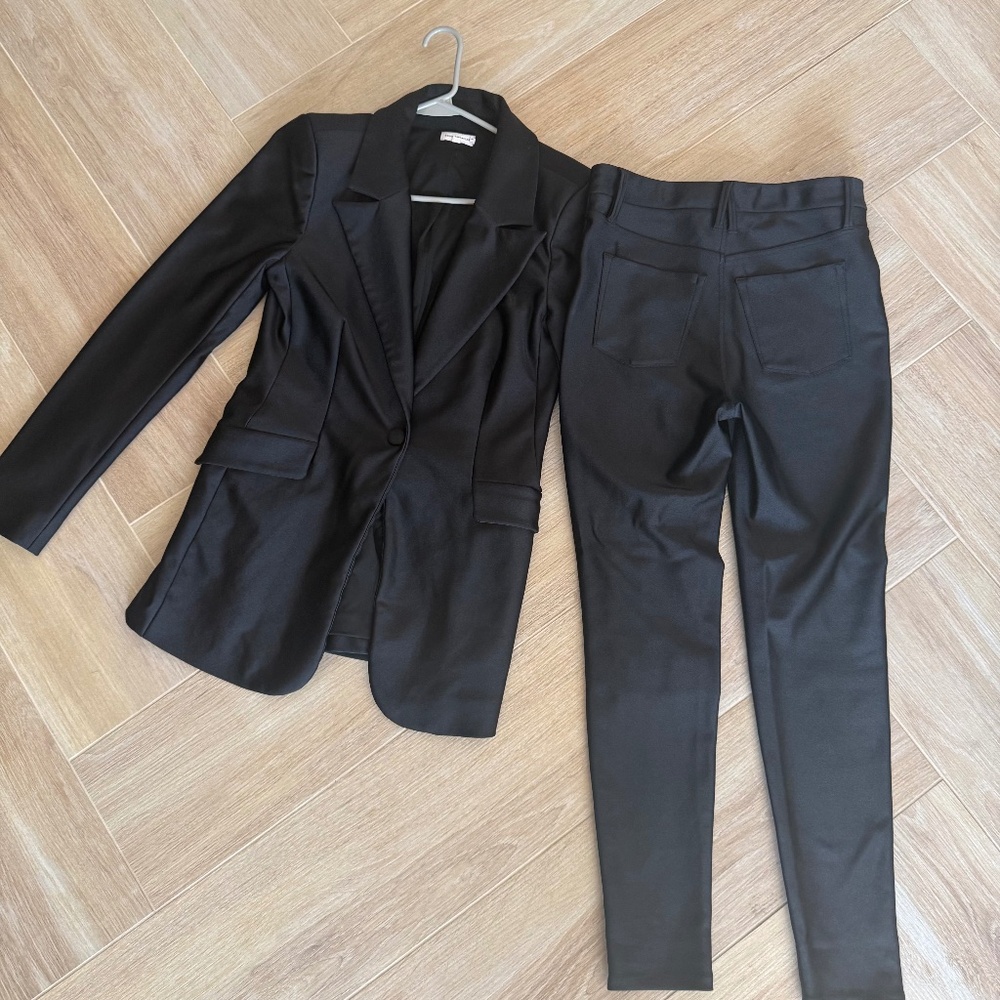 Good American Sculpted Women's Black Blazer & Fitted Pants SET